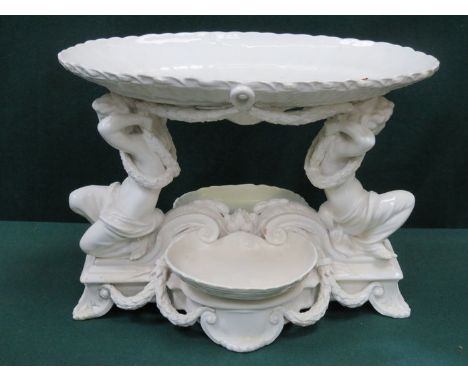 DECORATIVE VICTORIAN STYLE GLAZED FIGURE FORM CERAMIC CENTRE PIECE, APPROXIMATELY 27cm HIGH 