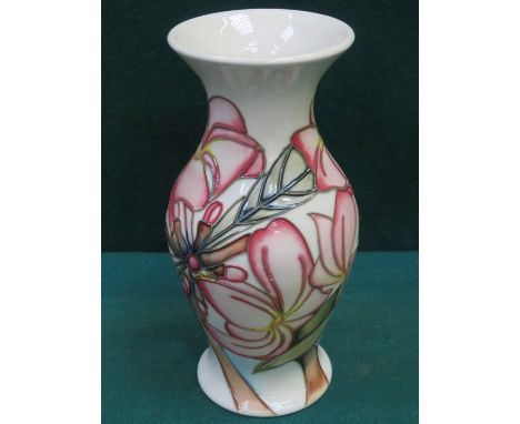 MOORCROFT CERAMIC JUG WITH TUBE LINED FLORAL DECORATION, INITIALLED WM AND DATED 1999, APPROXIMATELY 20cm HIGH 