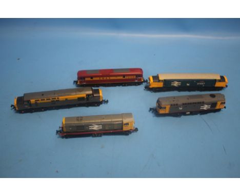 FIVE UNBOXED "N" GAUGE LOCOMOTIVES by Bachmann x 2, Dapol x 2 and Grafar