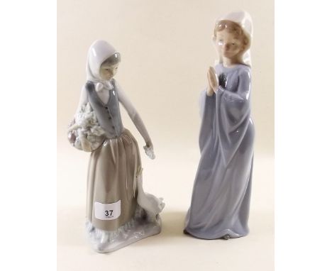 Two Lladro Nao figures