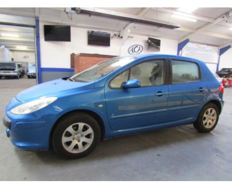 Make &amp; Model: Peugeot 307 SDate of Reg: GY55 XZZColour: Bluecc: 1587MoT: 23-08-2022Fuel Type: PETROLMileage: 94kTransmiss