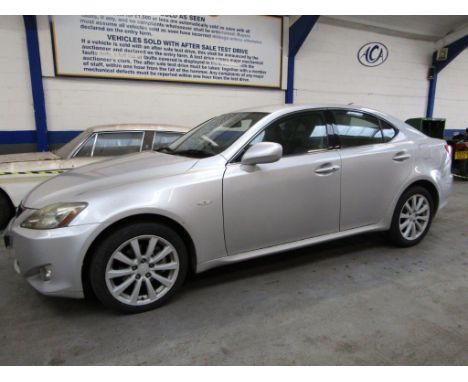 Make &amp; Model: Lexus IS 220D SeDate of Reg: AP06 GNZColour: Silvercc: 2231MoT: 19-10-2022Fuel Type: DIESELMileage: 98kTran