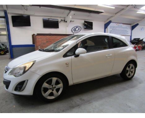 Make &amp; Model: Vauxhall Corsa SXIDate of Reg: HN12 XZJColour: Whitecc: 1398MoT: 06-10-2021Fuel Type: PETROLMileage: 76kTra