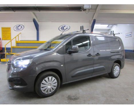 Make &amp; Model: Vauxhall Combo 2300 SportiveDate of Reg: FE19 XAMColour: Greycc: 1560MoT: 21-03-2022Fuel Type: DIESELMileag