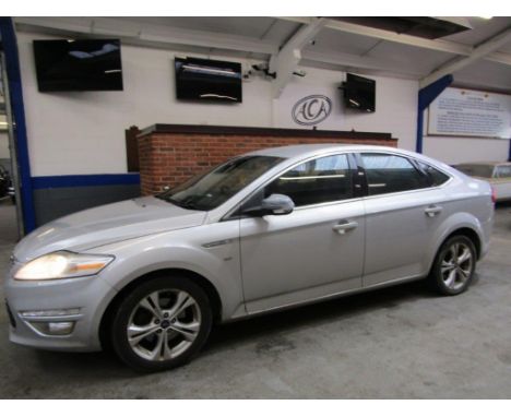 Make &amp; Model: Ford Mondeo Titanium TDCIDate of Reg: PE60 UNGColour: Silvercc: 1997MoT: 08-03-2022Fuel Type: DIESELMileage