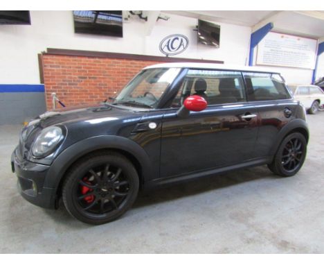 Make &amp; Model: Mini Cooper SDate of Reg: MT56 ZDZColour: Blackcc: 1598MoT: 05-10-2021Fuel Type: PETROLMileage: 115kTransmi