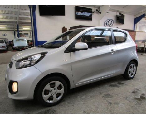 Make &amp; Model: Kia Picanto 1Date of Reg: FV62 OKZColour: Silvercc: 998MoT: 24-09-2022Fuel Type: PETROLMileage: 8kTransmiss