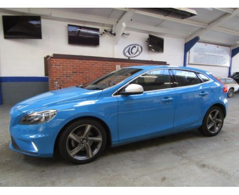 Make &amp; Model: Volvo V40 R-Design D2Date of Reg: BT14 ASVColour: Bluecc: 1560MoT: 05-08-2022Fuel Type: DIESELMileage: 48KT