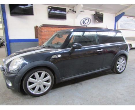 Make &amp; Model: Mini Cooper D AutoDate of Reg: EN08 NYVColour: Blackcc: 1560MoT: 03-01-2022Fuel Type: DIESELMileage: 145kTr
