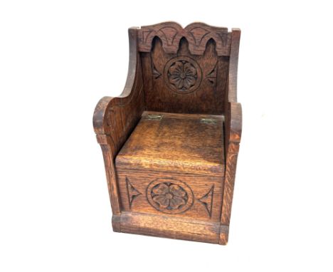 Vintage novelty musical cigarette box in the shape of a chair 