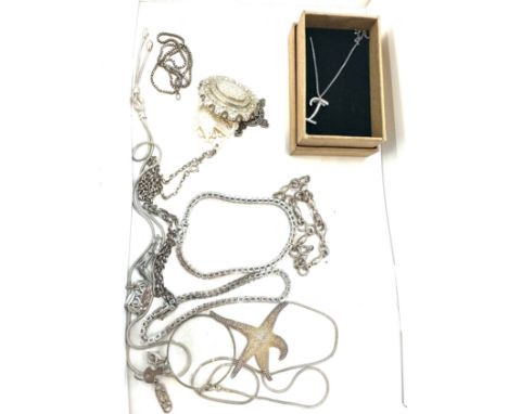 Selection of vintage and later silver items 