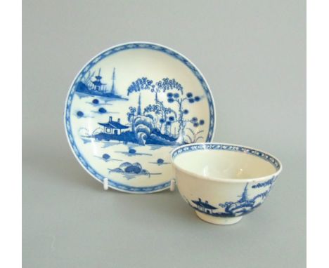 A Worcester blue and white tea bowl and saucer, 'Cannon Ball' pattern, circa 1760, tea bowl 7.5cm diameter, 5cm high,       s