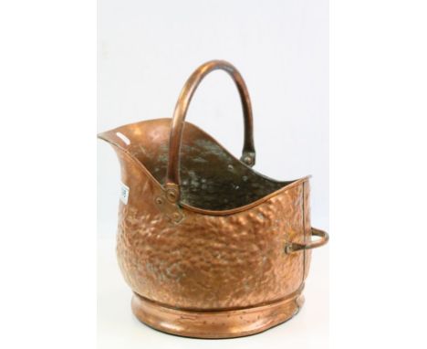 Vintage Copper Coal scuttle with swing handle and a beaten finish