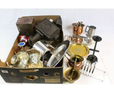 Collection of vintage Metalware to include Copper, Brass and Silver plate etc