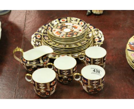 Collection of vintage Davenport ceramics in Imari style pattern