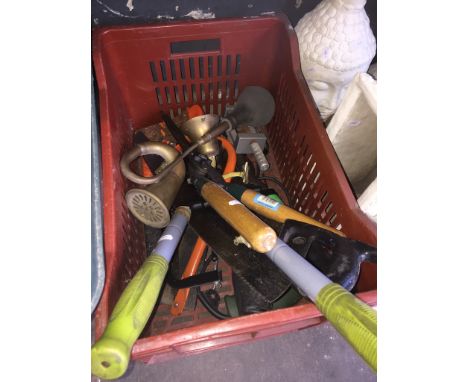 BOX OF MAINLY GARDEN TOOLS