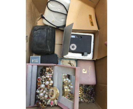 BOX OF COSTUME JEWELLERY ETC.    C