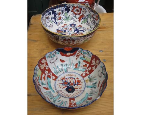 TWO ORIENTAL STYLE CERAMIC BOWLS (ONE AT FAULT) 