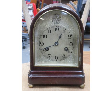 MAHOGANY CASED TEMPUS FUGIT MANTEL CLOCK 