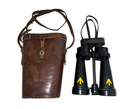 A pair of early 20th century 1940 military Barr &amp; Stroud, Glasgow &amp; London, 7x CF41 pair of binoculars. Serial number