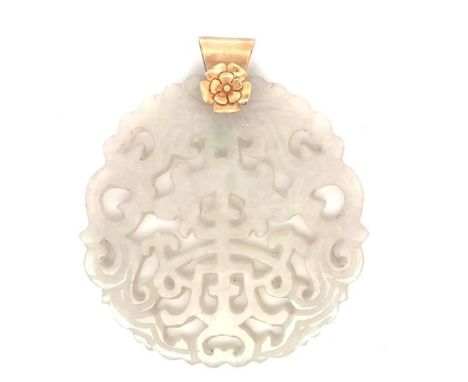 A Chinese carved openwork jade pendant with character and foliate decoration and 9ct gold mount with flower detail. Length 6c