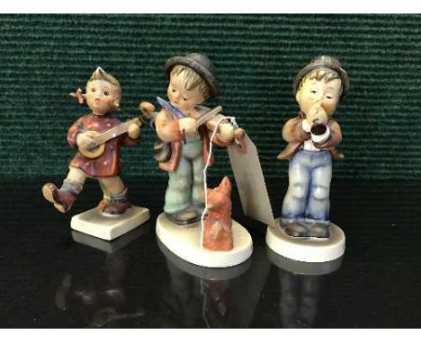 Three Hummel musician figures 