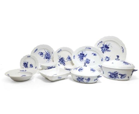 A Royal Copenhagen 'Blue Flowers' pattern porcelain dinner service, 20th century, comprising five oval serving dishes, 45cm, 