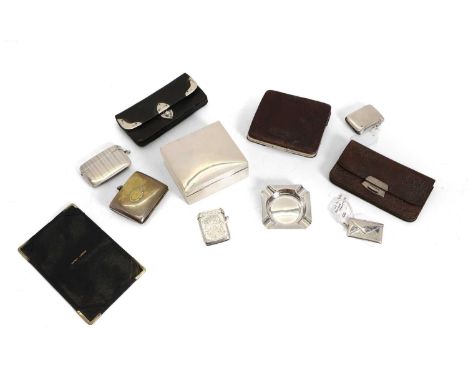 An Edwardian silver vesta, by W H Loather Birmingham 1901, of rectangular form with engraved detail, 4.5cm high, together wit