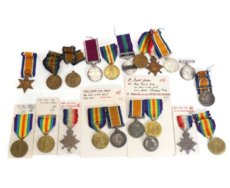 A selection of First World War medals, including a three medal group named to '17589 Pte. R. Gregson. L. N. Lan. R.', F, a Ge
