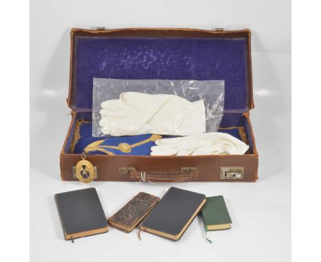 A Leicestershire and Rutland Masonic apron and sash; white gloves; The Perfect Ceremonies of Craft Masonry, London 1965; Emul