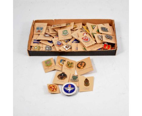 Seventy-three US military enamel division badges, to include 1st Special Forces; 9th Cavalry; 10th Cavalry; 81st Armoured Med