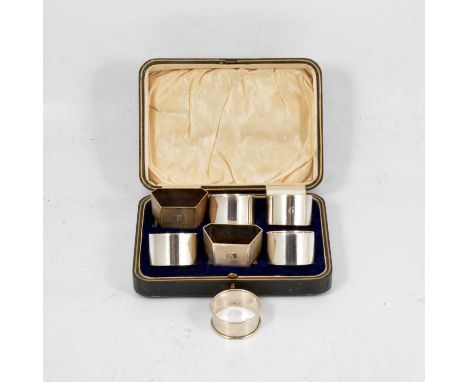 Set of four silver napkin rings, JR, Sheffield 1926, numbered 3, 4, 5, 6, a pair of silver napking rings, engine turned and o
