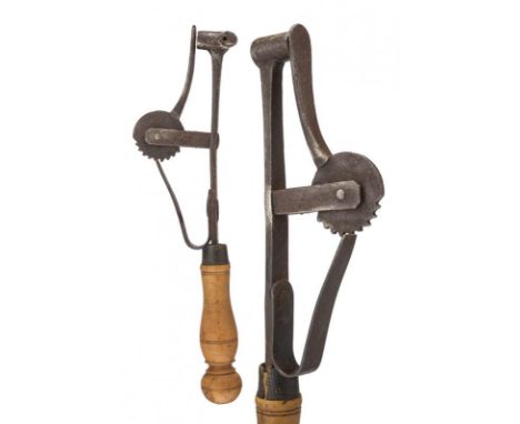 dating: First half of the 19th Century provenance: Europe, The main structure is composed of an iron rod, a cylindrical pan f