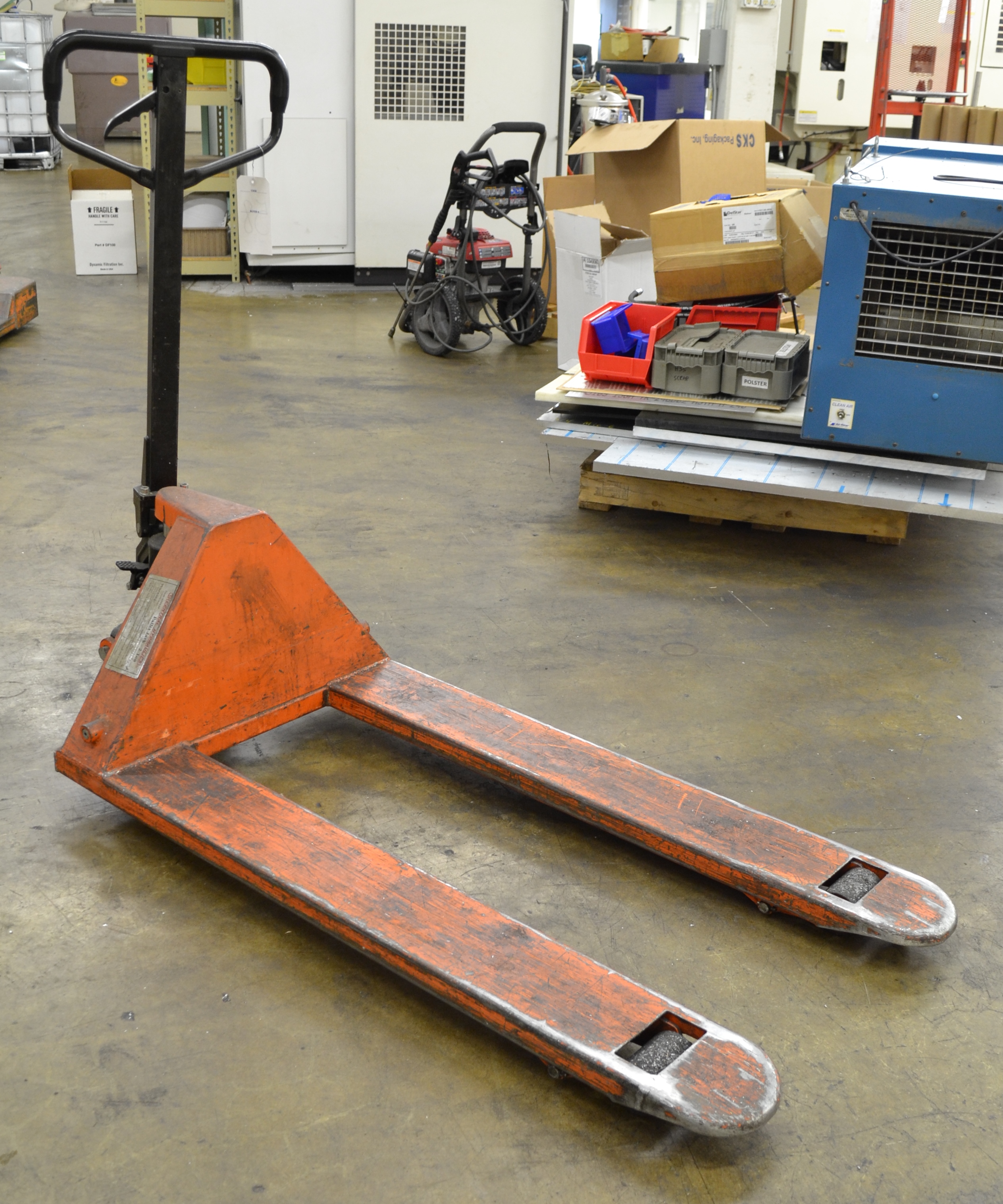 Central Hydraulics Model 39939 2Ton Pallet Jack, S/N 120201298