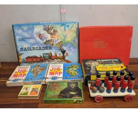 Collection of games to include; Navy Blinker code flights, Bells Casino Roulette De Luxe The Lord of the rings - The fellowsh