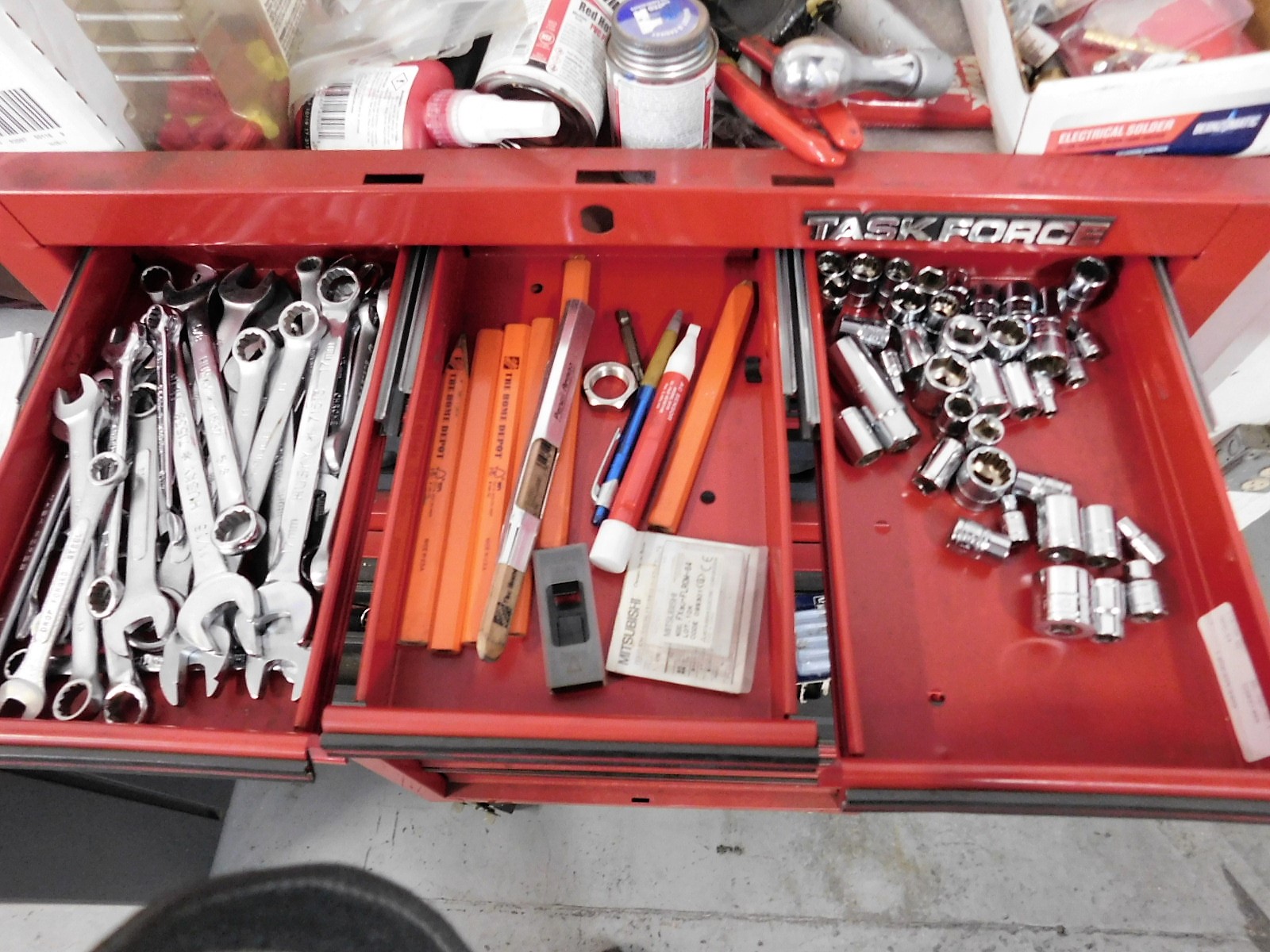 5DRAWER TASK FORCE ROLLING TOOL BOX, W/ 7DRAWER TOPPER, FULL OF TOOLS