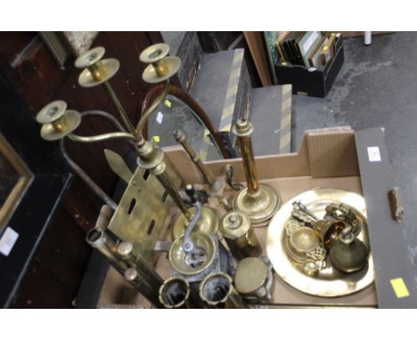 Box of brass and copperware, shell cases, coffee grinder, trivet, thermometer etc