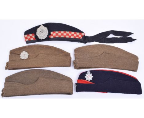 Five Items of British Military Headdress, consisting of WW2 period Argyll & Sutherland Highlanders Glengarry with red and whi