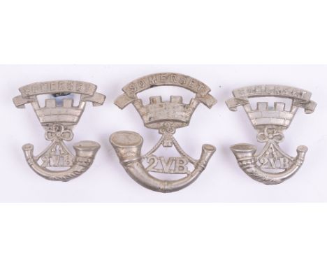 2nd Volunteer Battalion Somerset Light Infantry Cap and Collar Badge Set, white metal cap badge with crowned bugle having scr