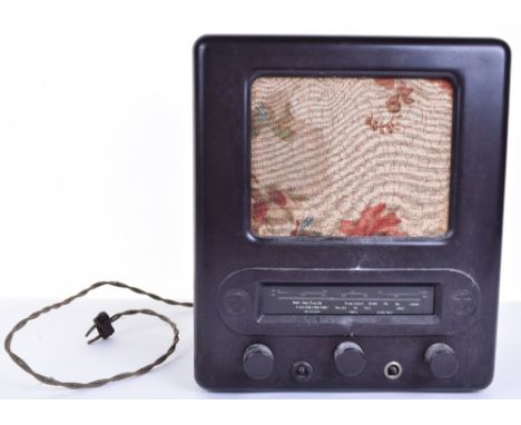 WW2 German Volks Radio (Peoples Radio), Bakelite outer casing with three tuning knobs and two switches. Eagle and Swastikas t