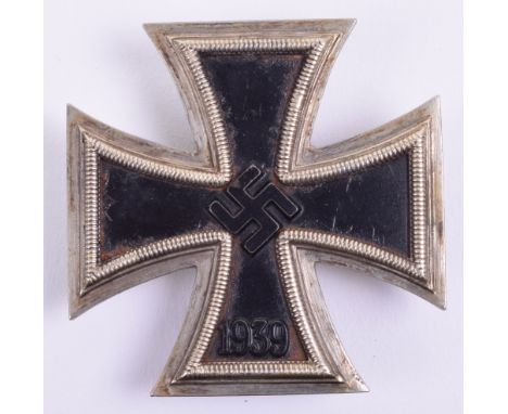 WW2 Iron Cross 1st Class, being a fine example with magnetic centre. Pin and catch fixing to the reverse. Pin stamped L15 (Ot