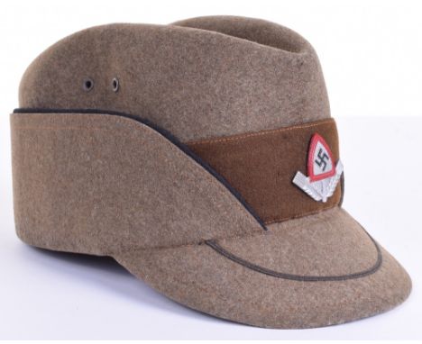 WW2 German RAD (Labour Service) Robbin Hood Cap, brown cloth peaked cap with black piping to the curtain, brown central band 