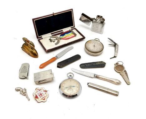 Qty of oddments inc antique small penknife, Zippo lighter, Masonic medal in box etc ~ some a/f