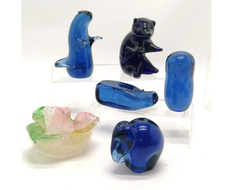 5 x blue glass animal paperweights (inc Wedgwood) t/w art glass multi-coloured bubble lobed dish