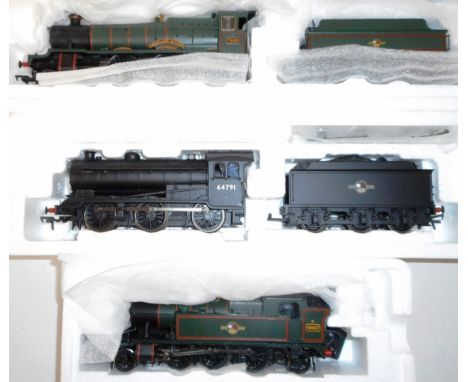 Bachmann 00 gauge. 31-308 4-6-0 loco and tender. 7825 'Lechlade Manor', green, B.R.; 31-862 0-6-0 loco and tender. 64791, bla