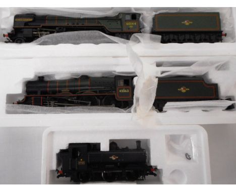 Bachmann 00 gauge. 32-557 4-6-2 loco and tender. 60144 'Kings Courier', green, B.R.; 31-176DC 4-6-0 loco and tender. 45562 'A