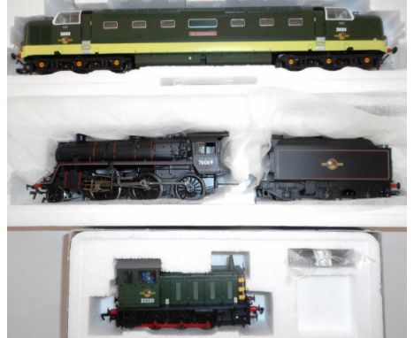 Bachmann 00 gauge. 32-525Q Class 56 diesel loco. D9008 'The Green Howards', green/green, B.R.; 32-951 2-6-0 loco and tender. 