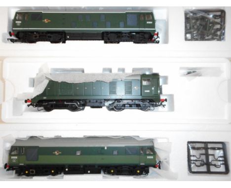 Bachmann 00 gauge. 32-411 Class 25/2 diesel loco. D5233, green/green, B.R.; 32-426 Class 24 diesel loco. D5054, green, B.R.; 