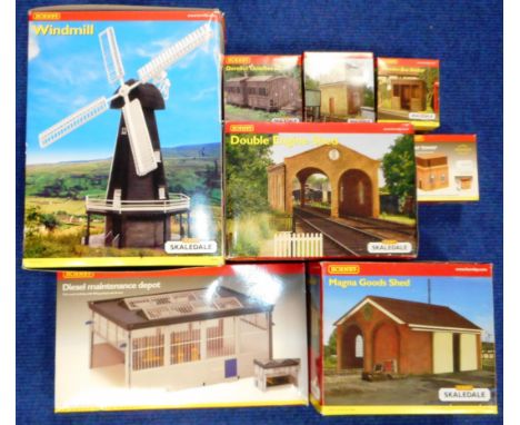 Hornby. 00 gauge buildings. Skaledale. Windmill.; Double engine shed.; Wooden bus shelter.; Magna goods shed.; Diesel mainten