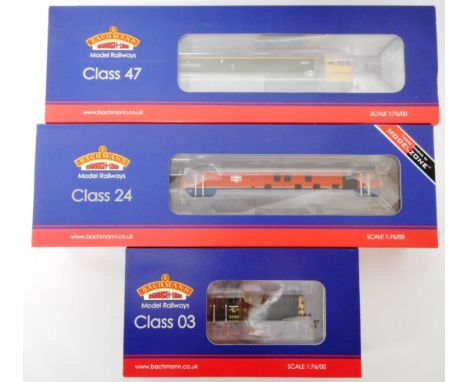 Bachmann 00 gauge. 31-650K Class 47 diesel loco. 47522 'Doncaster Enterprise', apple green, Intercity.; 32-452X Class 24 dies